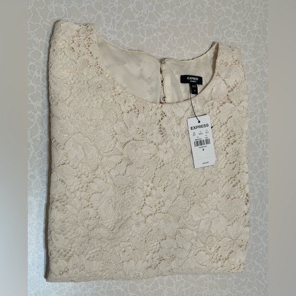 Express  Medium Sleeveless Lace & Shell , Lining 100% Polyester woman blouse New - Picture 3 of 9